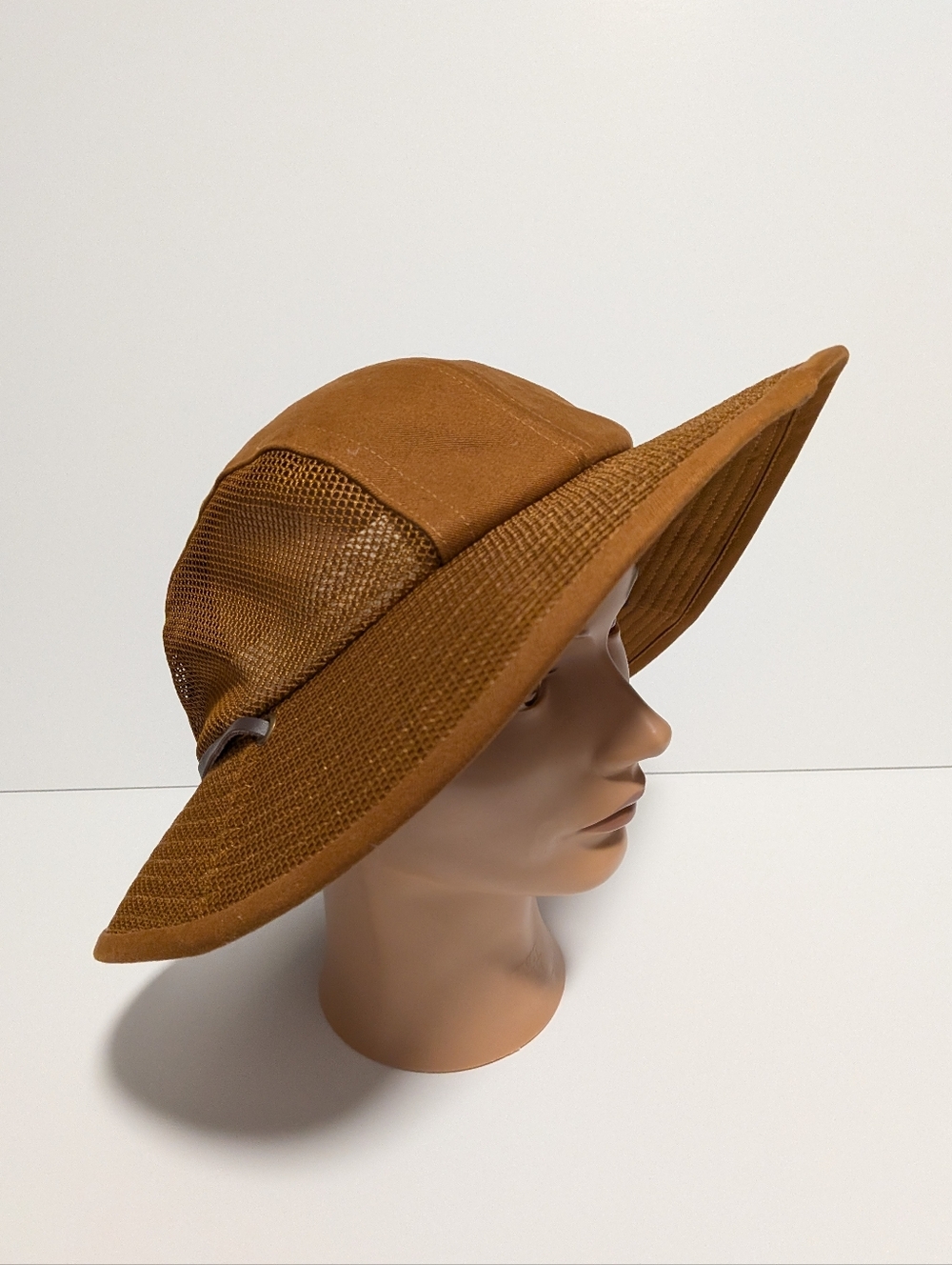 Duluth Trading Co Women's Brown Crusher Packable Sun Hat Size Medium.
